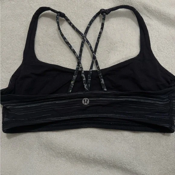 Pristine Lululemon Free To Be Bra Cyber Stripe Naval Blue Black Size: 8 - Picture 8 of 9